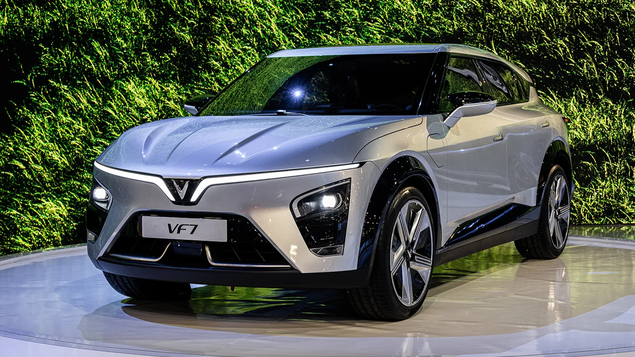 VinFast VF 7